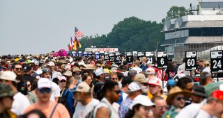 Grid walk, fans