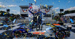 #10: Cadillac Wayne Taylor Racing, Cadillac V-Series.R, GTP: Ricky Taylor, Filipe Albuquerque, Race Winner, Confetti