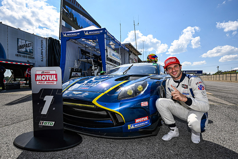 #27: Heart of Racing Team, Aston Martin Vantage GT3 Evo, GTD: Dudu Barrichello, Roman De Angelis, Motul Pole Award