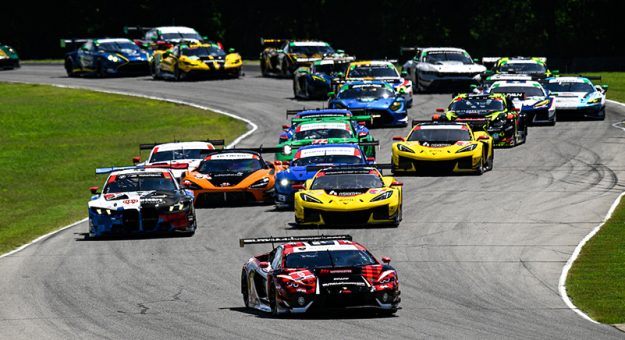 #9: Pfaff Motorsports, Lamborghini Huracan GT3 EVO2, GTD Pro: Andrea Caldarelli, Sandy Mitchell, Start