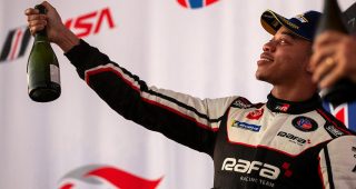 #8: RAFA Racing, Toyota GR Supra GT4 EVO2, GSX: Westin Workman, champagne